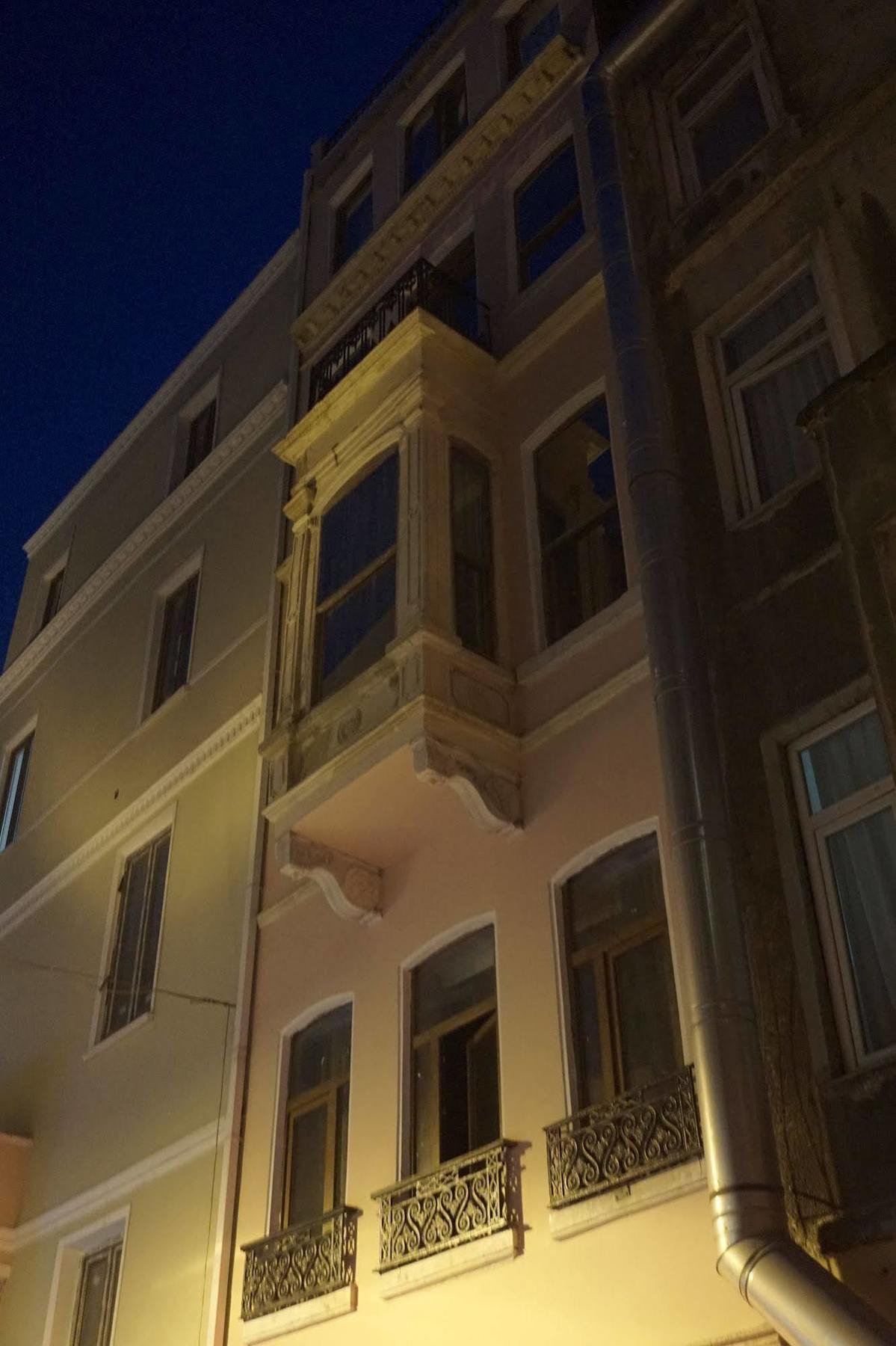 Chillout Lya Hostel & Lounge Istanbul Exterior photo