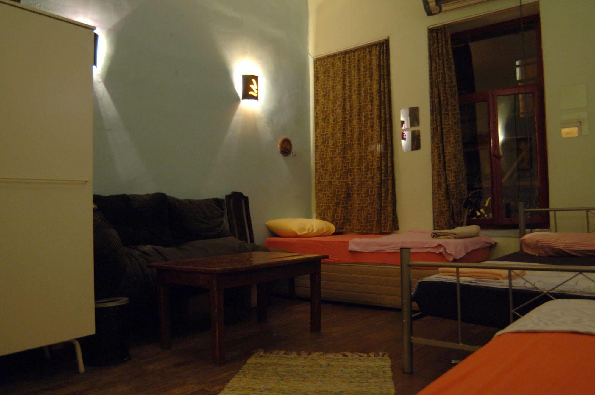 Chillout Lya Hostel & Lounge Istanbul Exterior photo