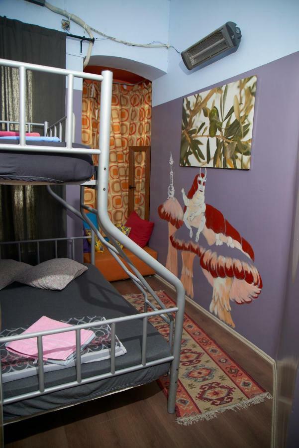 Chillout Lya Hostel & Lounge Istanbul Exterior photo